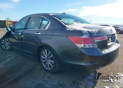 2012 Honda Accord 3.5 Ex-L z USA, uszkodzony, nr VIN 1HGCP3F84CA041111